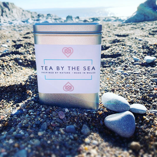 Cwtch Tin #Hug in a cup